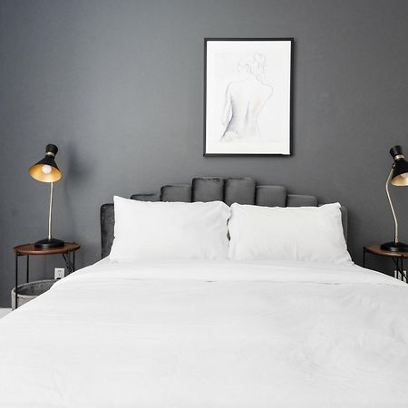 Boutique Lofts Notre Dame - Vieux Montreal Apartment Bagian luar foto
