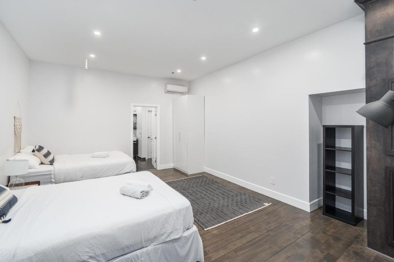 Boutique Lofts Notre Dame - Vieux Montreal Apartment Bagian luar foto