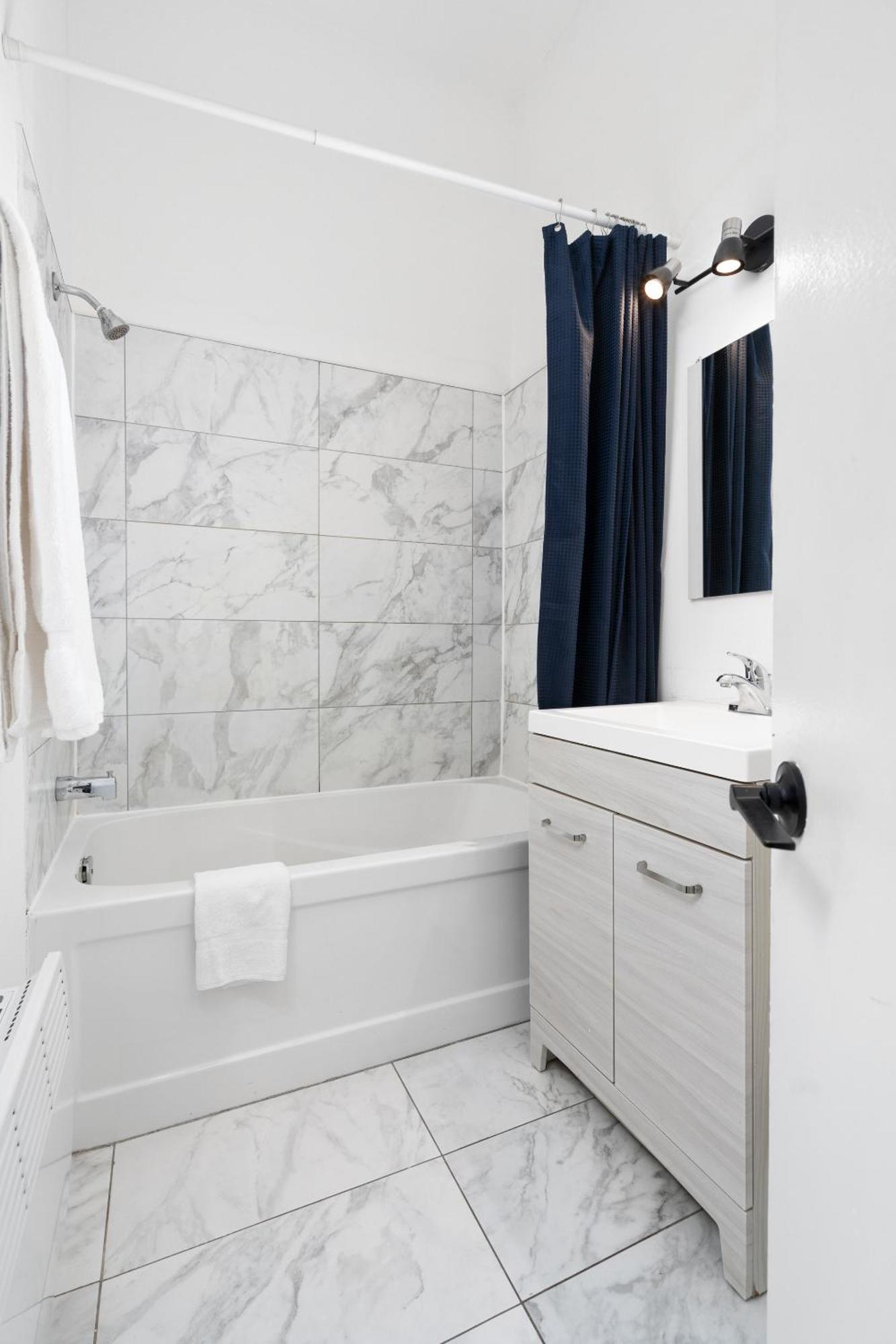 Boutique Lofts Notre Dame - Vieux Montreal Apartment Bagian luar foto