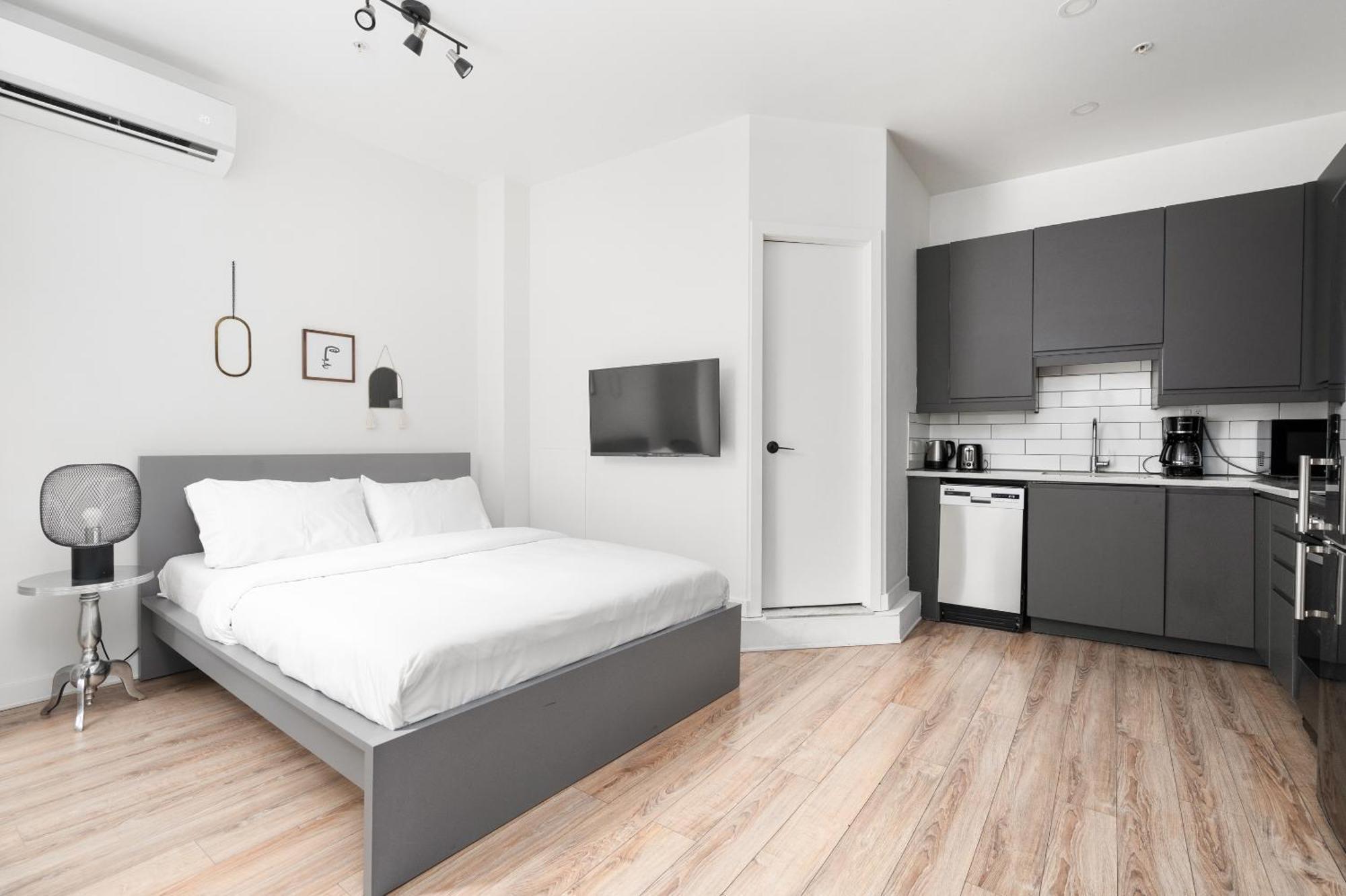 Boutique Lofts Notre Dame - Vieux Montreal Apartment Bagian luar foto